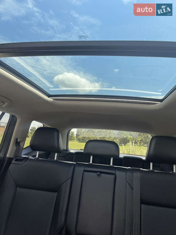 Позашляховик / Кросовер Volkswagen Atlas 2017 в Харкові