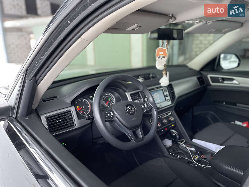 Внедорожник / Кроссовер Volkswagen Atlas 2017 в Сумах