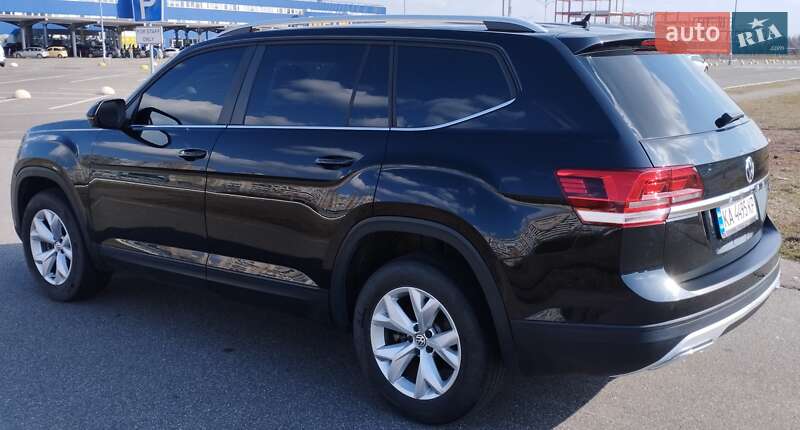 Позашляховик / Кросовер Volkswagen Atlas 2017 в Києві
