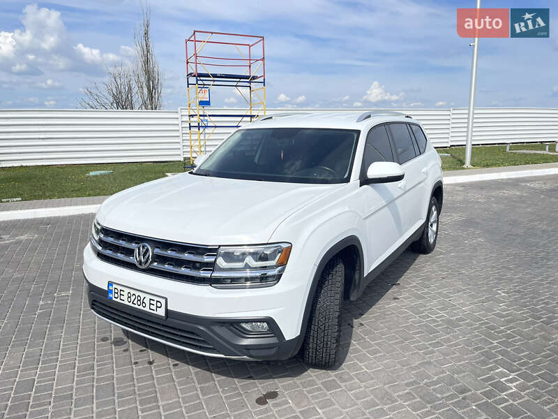 Позашляховик / Кросовер Volkswagen Atlas 2017 в Києві