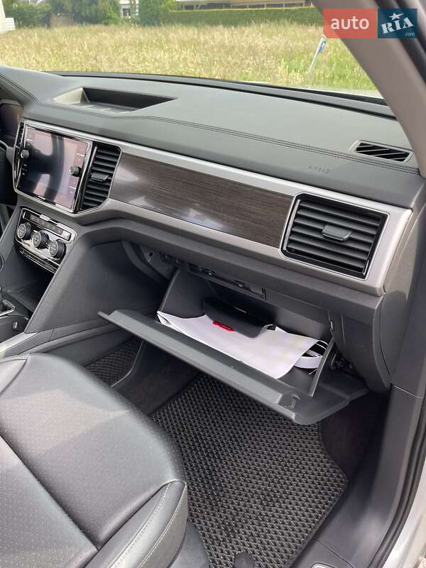 Внедорожник / Кроссовер Volkswagen Atlas 2019 в Киеве