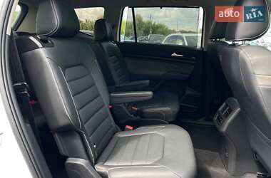 Внедорожник / Кроссовер Volkswagen Atlas 2021 в 