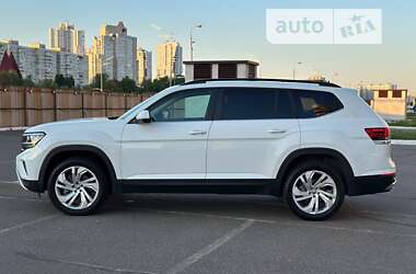 Позашляховик / Кросовер Volkswagen Atlas 2020 в Києві