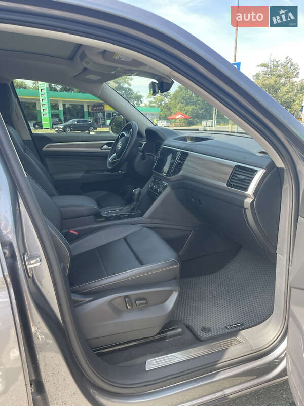 Внедорожник / Кроссовер Volkswagen Atlas 2020 в Киеве