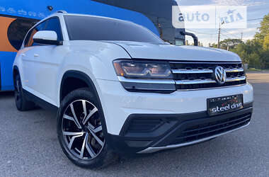 Позашляховик / Кросовер Volkswagen Atlas 2017 в Миколаєві