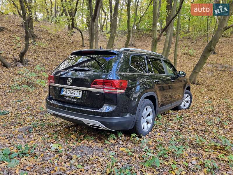 Внедорожник / Кроссовер Volkswagen Atlas 2017 в Киеве