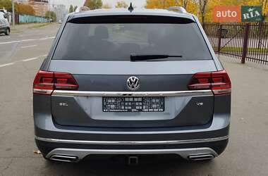 Позашляховик / Кросовер Volkswagen Atlas 2017 в Києві