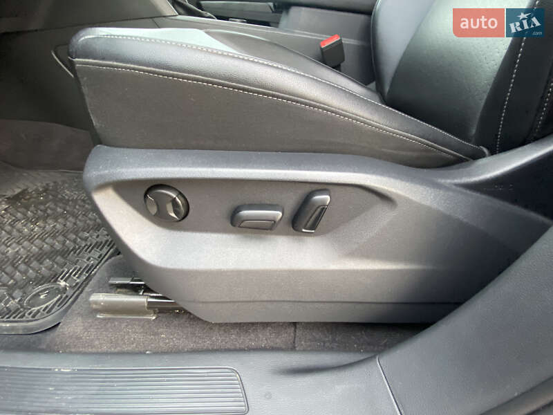 Внедорожник / Кроссовер Volkswagen Atlas 2017 в Луцке