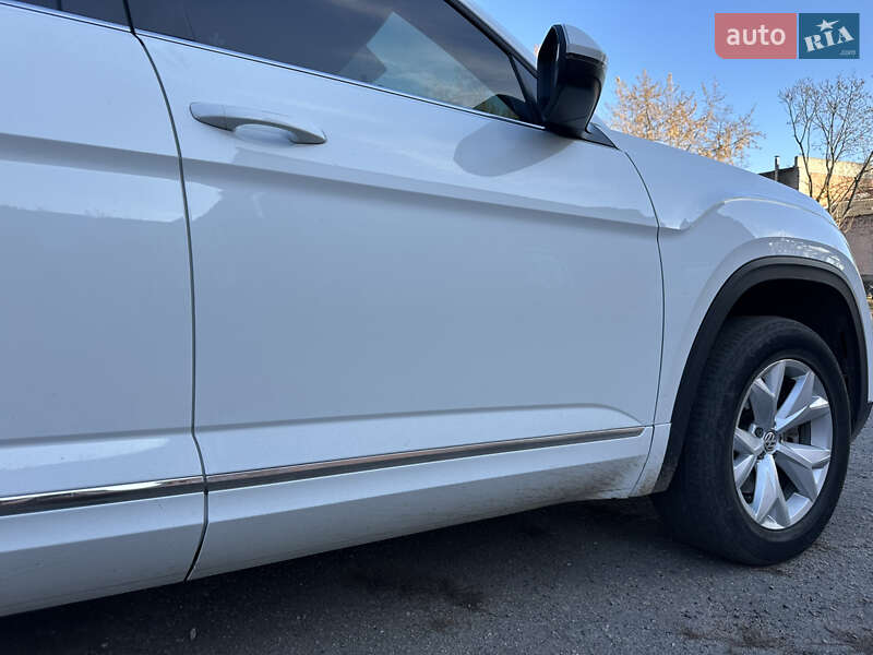 Внедорожник / Кроссовер Volkswagen Atlas 2017 в Кременчуге