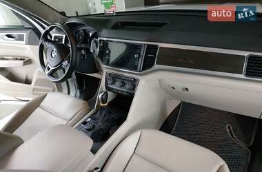 Позашляховик / Кросовер Volkswagen Atlas 2019 в Запоріжжі