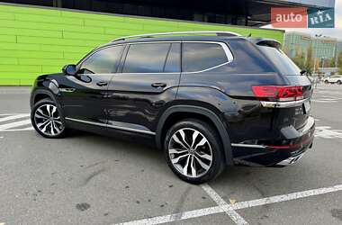 Позашляховик / Кросовер Volkswagen Atlas 2021 в Києві