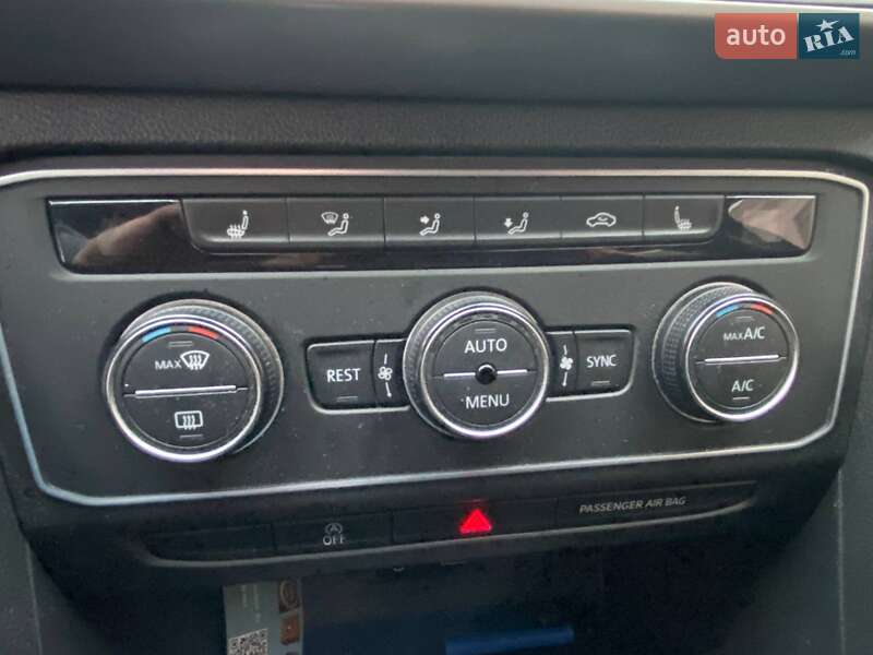 Внедорожник / Кроссовер Volkswagen Atlas 2017 в Запорожье