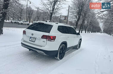 Позашляховик / Кросовер Volkswagen Atlas 2017 в Харкові