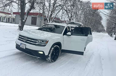 Позашляховик / Кросовер Volkswagen Atlas 2017 в Харкові