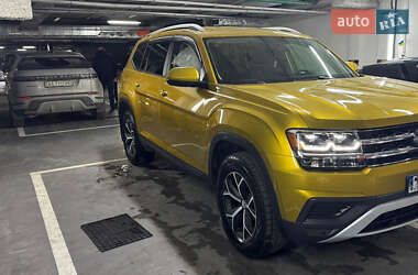 Позашляховик / Кросовер Volkswagen Atlas 2018 в Києві