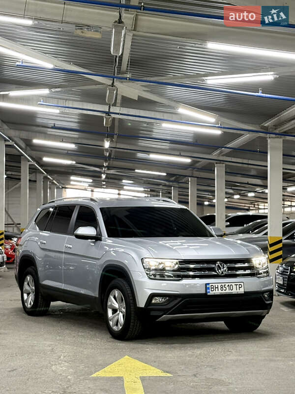 Позашляховик / Кросовер Volkswagen Atlas 2017 в Одесі