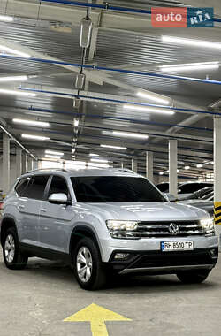 Внедорожник / Кроссовер Volkswagen Atlas 2017 в 