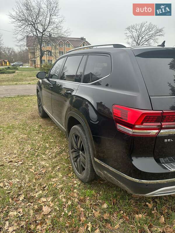 Позашляховик / Кросовер Volkswagen Atlas 2019 в Новомосковську