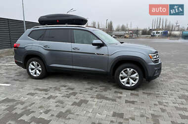 Позашляховик / Кросовер Volkswagen Atlas 2018 в 
