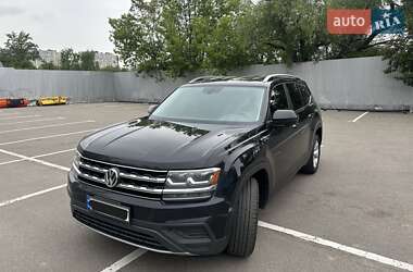 Позашляховик / Кросовер Volkswagen Atlas 2017 в Києві