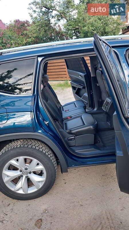 Внедорожник / Кроссовер Volkswagen Atlas 2017 в Василькове