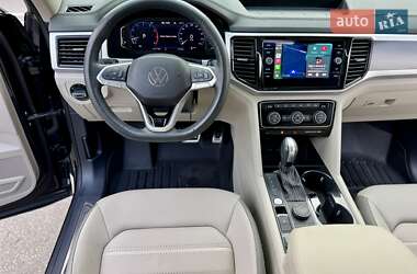 Внедорожник / Кроссовер Volkswagen Atlas 2021 в 