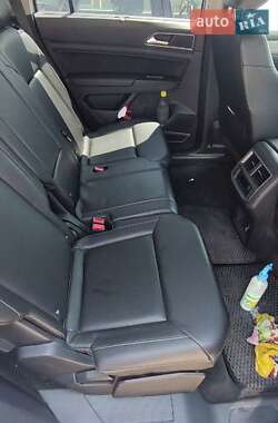 Внедорожник / Кроссовер Volkswagen Atlas 2019 в 