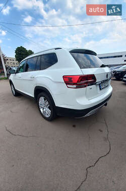 Позашляховик / Кросовер Volkswagen Atlas 2019 в 