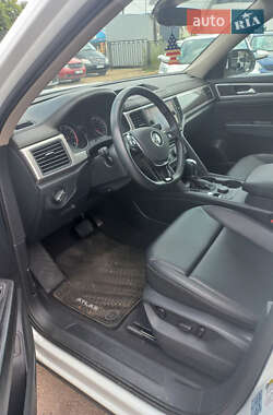 Позашляховик / Кросовер Volkswagen Atlas 2019 в 