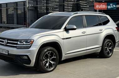 Позашляховик / Кросовер Volkswagen Atlas 2019 в Києві