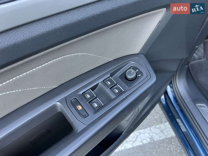 Внедорожник / Кроссовер Volkswagen Atlas 2023 в Киеве