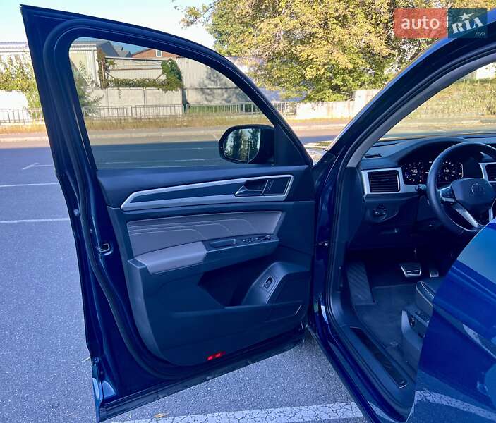 Внедорожник / Кроссовер Volkswagen Atlas 2023 в Киеве