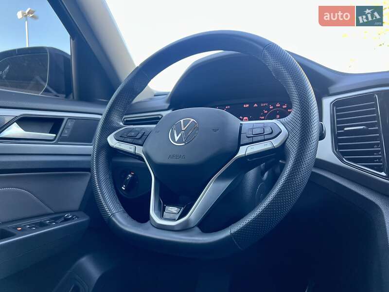 Внедорожник / Кроссовер Volkswagen Atlas 2023 в Киеве