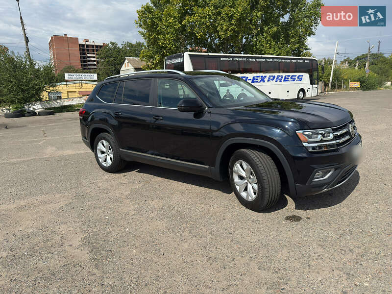 Позашляховик / Кросовер Volkswagen Atlas 2017 в Миколаєві