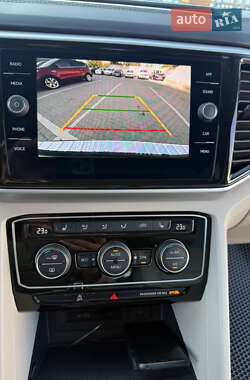 Внедорожник / Кроссовер Volkswagen Atlas 2022 в 