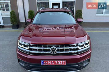 Позашляховик / Кросовер Volkswagen Atlas 2018 в 