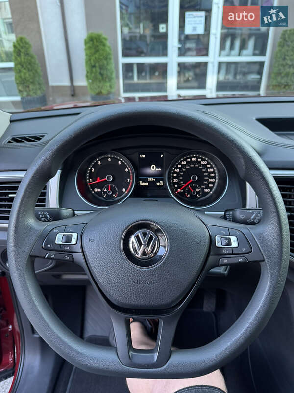 Внедорожник / Кроссовер Volkswagen Atlas 2018 в Владимире
