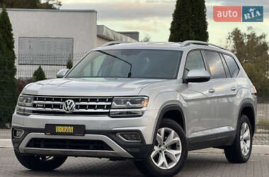 Позашляховик / Кросовер Volkswagen Atlas 2017 в Києві