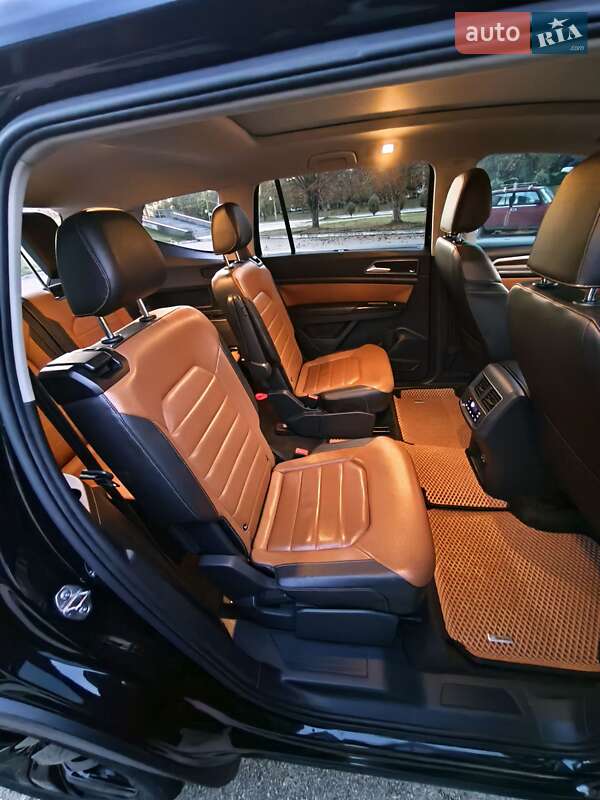 Внедорожник / Кроссовер Volkswagen Atlas 2019 в Лозовой