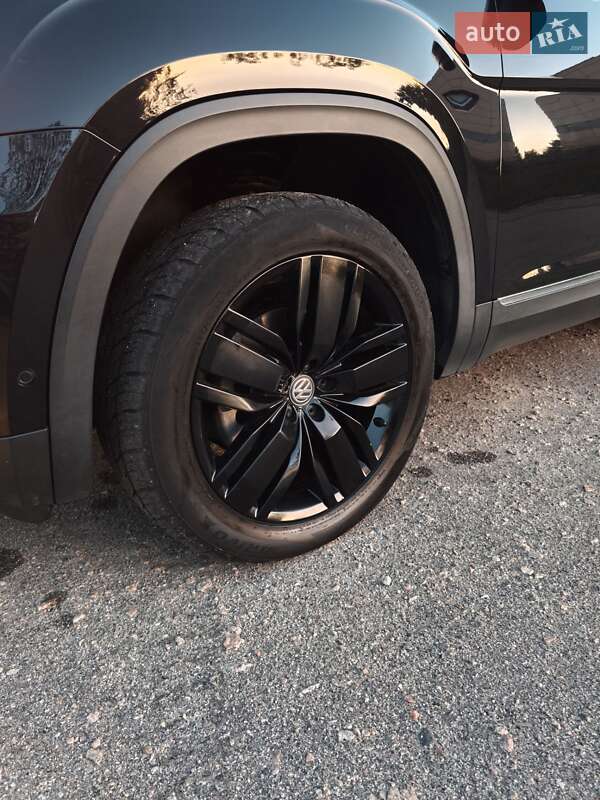 Внедорожник / Кроссовер Volkswagen Atlas 2019 в Лозовой