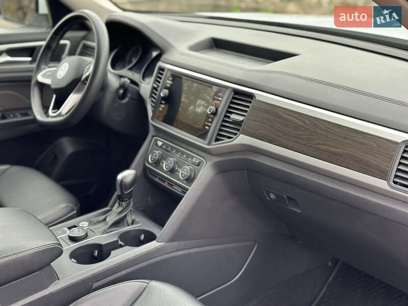 Внедорожник / Кроссовер Volkswagen Atlas 2020 в Днепре фото 16 Внедорожник / Кроссовер Volkswagen Atlas 2020 в Днепре