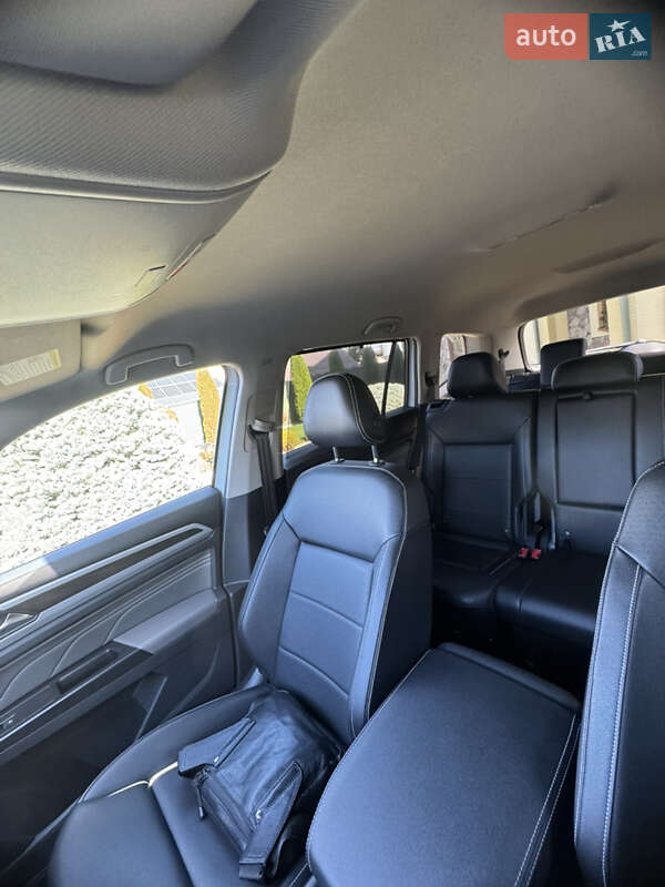 Позашляховик / Кросовер Volkswagen Atlas 2020 в Івано-Франківську