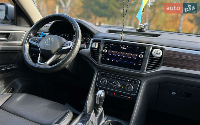 Позашляховик / Кросовер Volkswagen Atlas 2020 в Львові