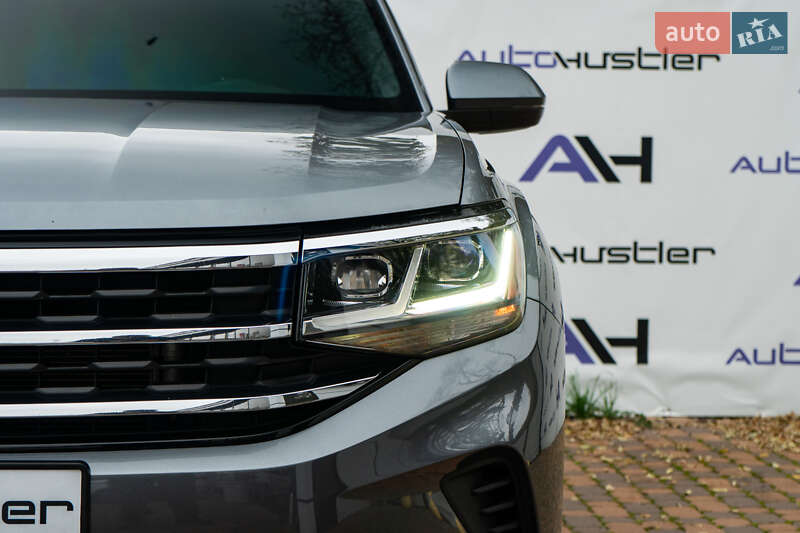 Позашляховик / Кросовер Volkswagen Atlas 2021 в Києві