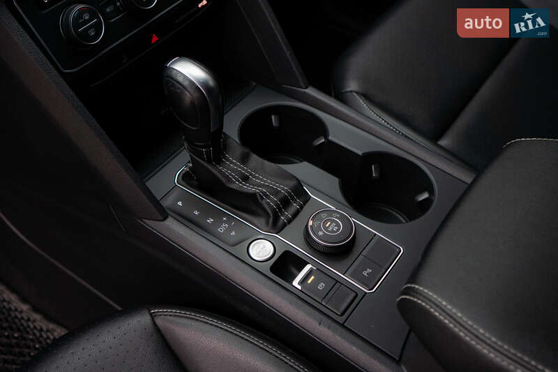 Позашляховик / Кросовер Volkswagen Atlas 2021 в Києві