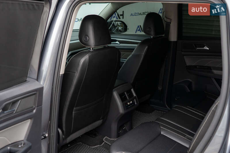 Позашляховик / Кросовер Volkswagen Atlas 2021 в Києві