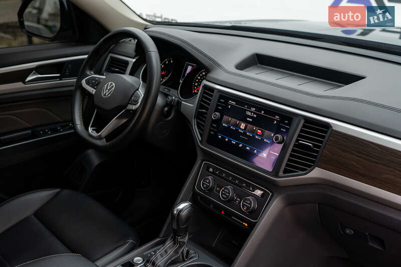 Позашляховик / Кросовер Volkswagen Atlas 2021 в Києві