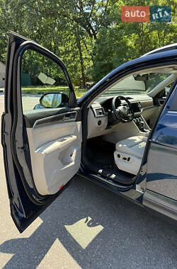 Внедорожник / Кроссовер Volkswagen Atlas 2018 в 