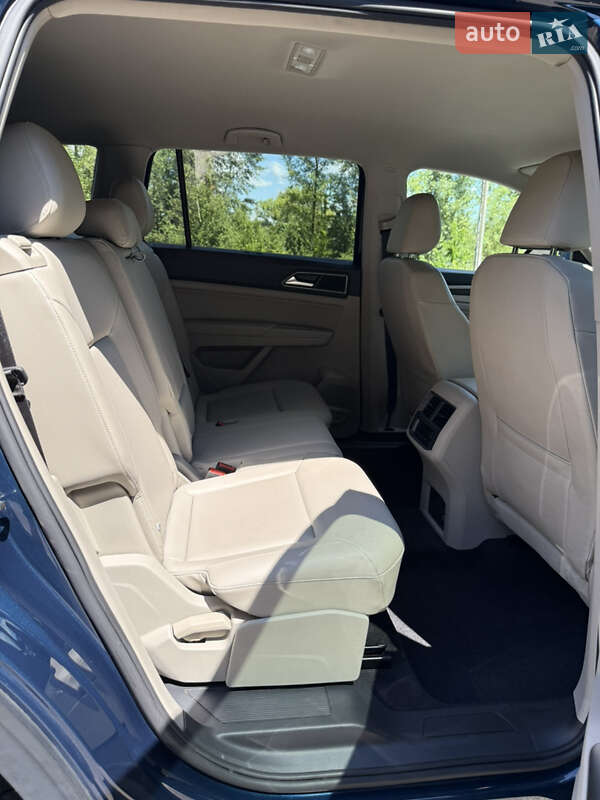 Позашляховик / Кросовер Volkswagen Atlas 2018 в Києві фото 37 Позашляховик / Кросовер Volkswagen Atlas 2018 в Києві