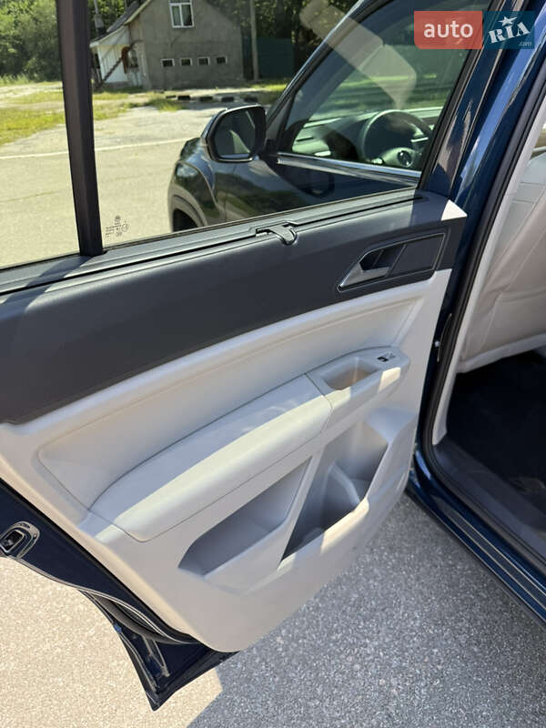 Позашляховик / Кросовер Volkswagen Atlas 2018 в Києві фото 41 Позашляховик / Кросовер Volkswagen Atlas 2018 в Києві